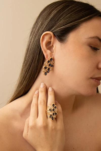 aro-enchapado-con-circones-azules