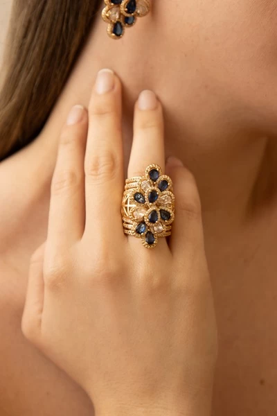 anillo-enchapado-con-circones-azules