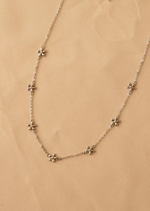 cadena-rodinada-con-flores