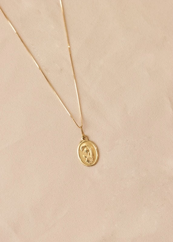 medalla-de-or-virgen-nina-2