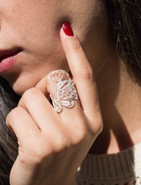 Anillo de filigrana pájaro